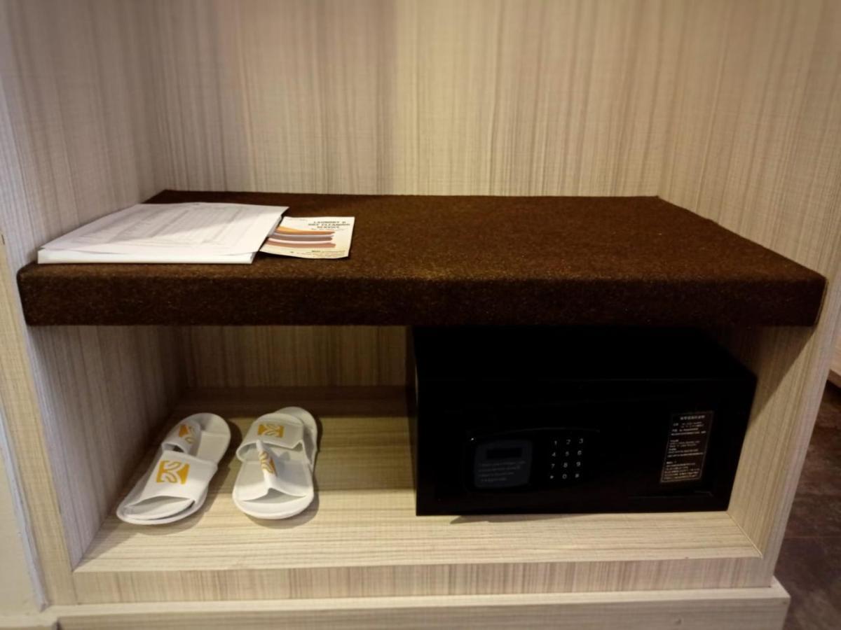 Grand Kolopaking Hotel Kebumen Dış mekan fotoğraf