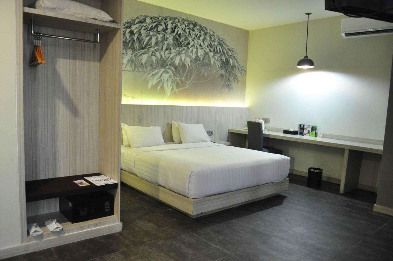 Grand Kolopaking Hotel Kebumen Dış mekan fotoğraf