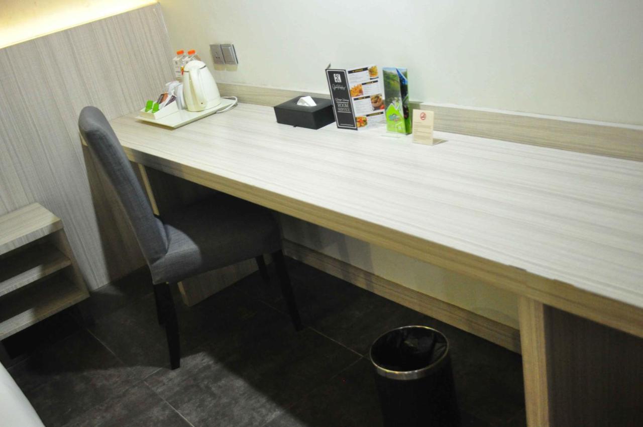 Grand Kolopaking Hotel Kebumen Dış mekan fotoğraf