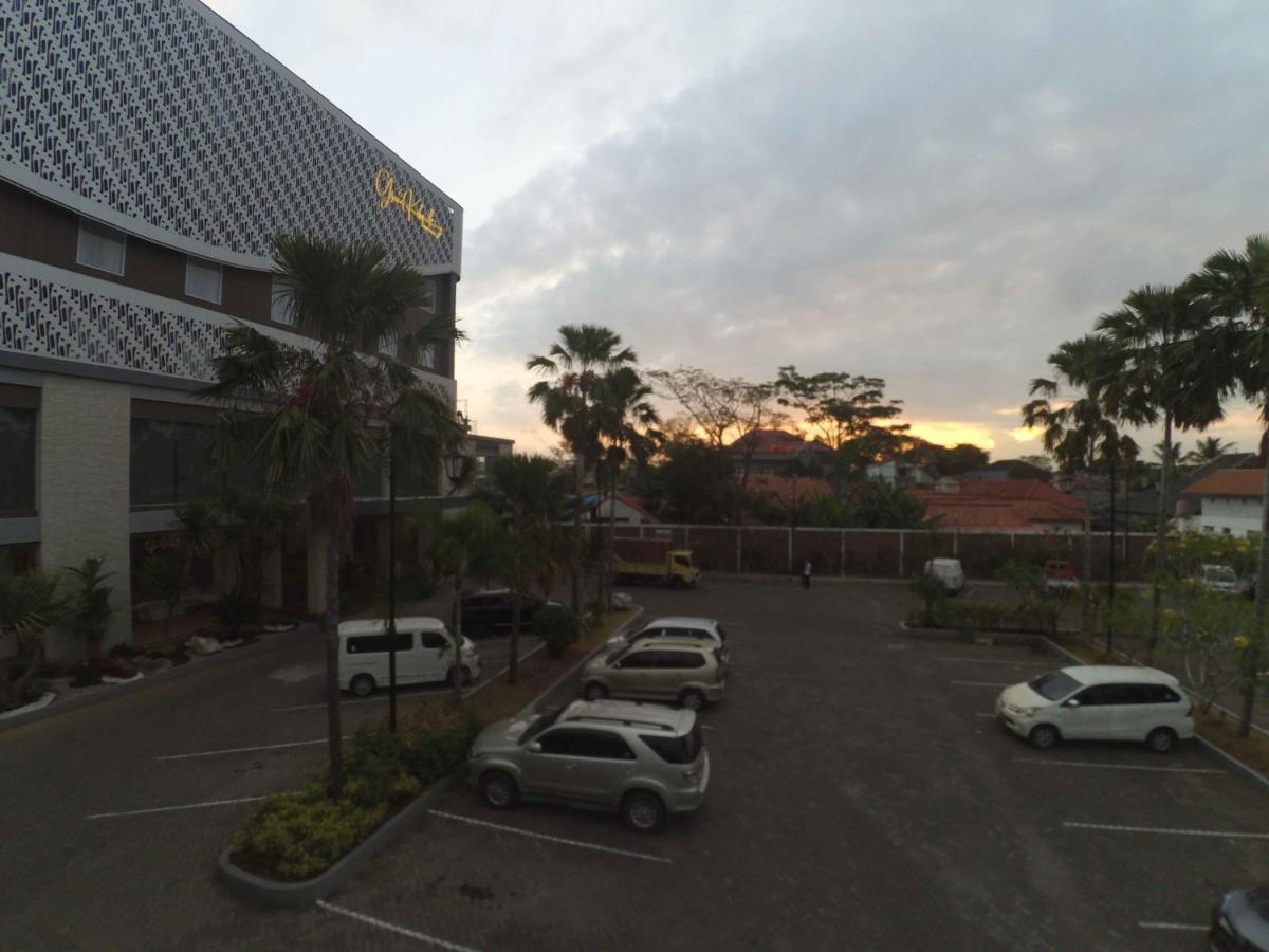 Grand Kolopaking Hotel Kebumen Dış mekan fotoğraf